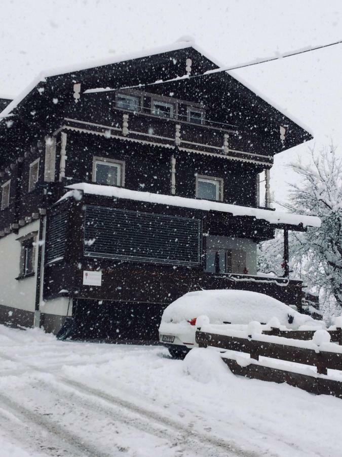 雷娜特公寓 菲根 外观 照片